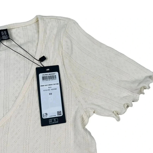 Vero Moda Short Sleeve V Neck Babydoll Style Top Birch Cream NEW Size XS - Picture 3 of 10